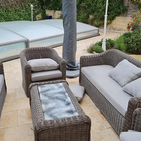 Holiday home Clamart